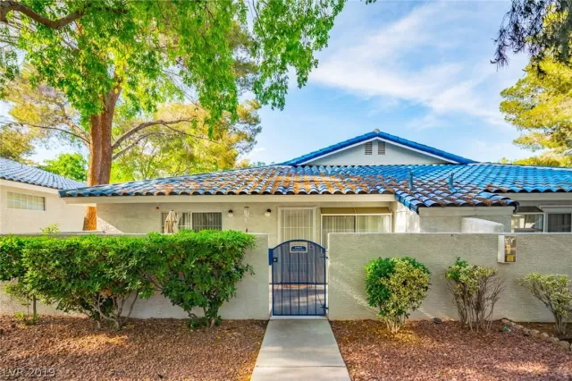 MLS: 2091109 Condo For Sale