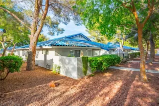 Photo #1: 2091109 Listing