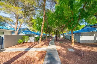 Photo #2: 2091109 Listing