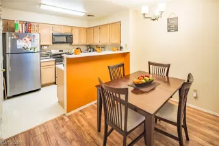 Photo #6: 2091109 Listing