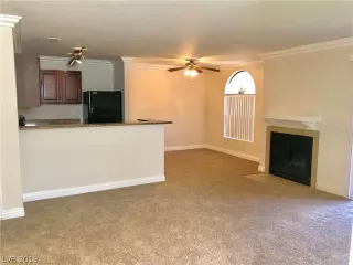 Photo #3: 2091134 Listing