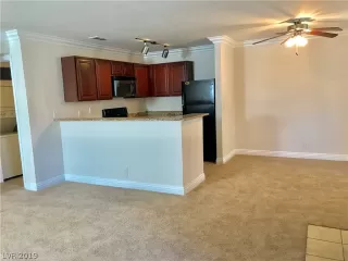 Photo #4: 2091134 Listing