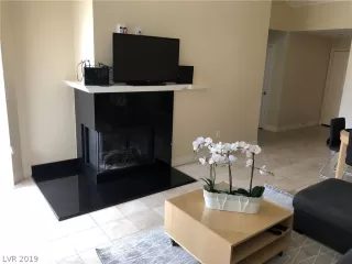 Photo #2: 2091142 Listing