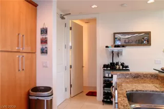 Photo #5: 2091204 Listing