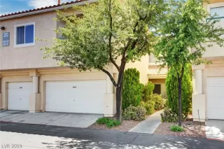 Photo #1: 2091247 Listing