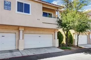 Photo #2: 2091247 Listing