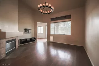 Photo #4: 2091248 Listing