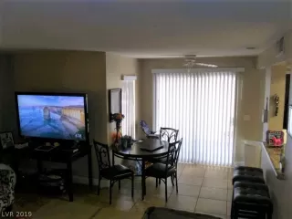 Photo #1: 2091298 Listing