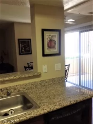 Photo #3: 2091298 Listing