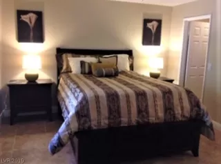 Photo #4: 2091298 Listing