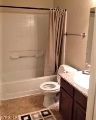 Photo #6: 2091298 Listing