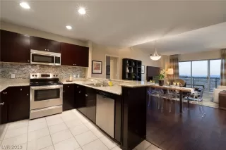 Photo #1: 2091317 Listing