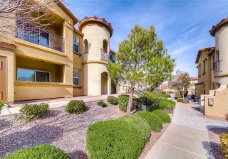 Photo #2: 2091322 Listing