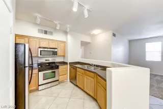 Photo #5: 2091322 Listing