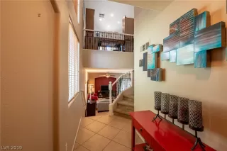 Photo #2: 2091335 Listing