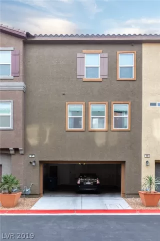 Photo #1: 2091377 Listing 