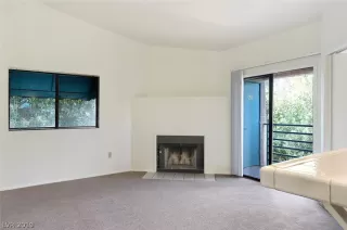 Photo #5: 2091381 Listing