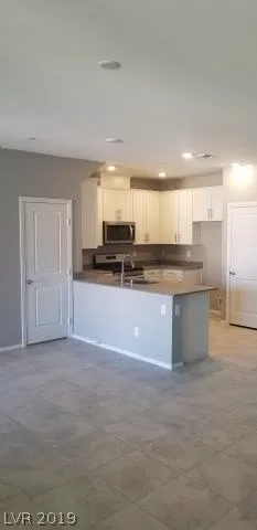 Photo #1: 2091411 Listing