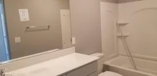 Photo #6: 2091411 Listing