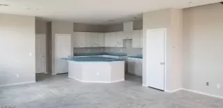 Photo #2: 2091418 Listing