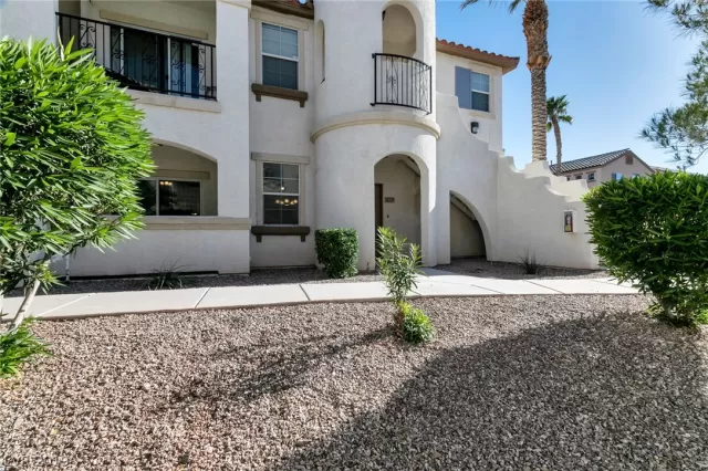 MLS: 2091426 Condo For Sale