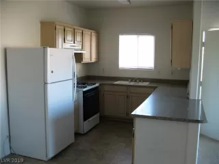 Photo #6: 2091452 Listing 