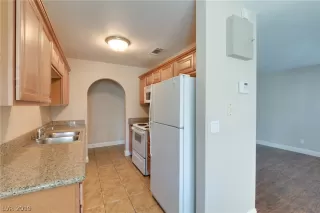 Photo #3: 2091455 Listing 