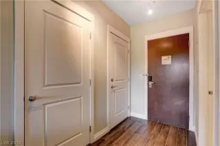 Photo #1: 2091457 Listing