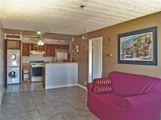 Photo #3: 2091494 Listing