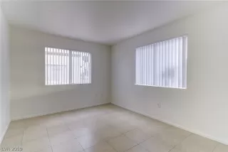 Photo #4: 2091529 Listing 