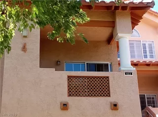 Photo #1: 2091677 Listing
