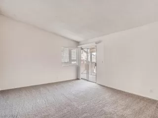 Photo #1: 2091689 Listing