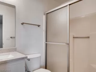 Photo #5: 2091689 Listing