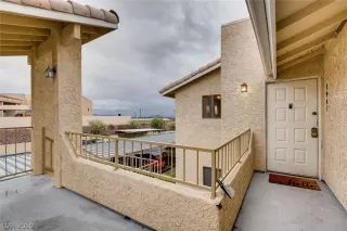 Photo #3: 2091729 Listing