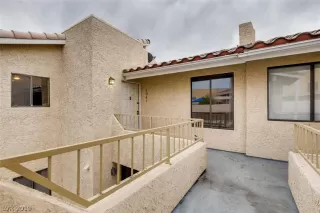 Photo #4: 2091729 Listing