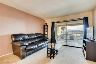 Photo #6: 2091729 Listing