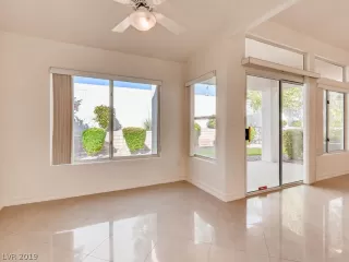 Photo #4: 2091735 Listing