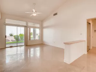 Photo #6: 2091735 Listing