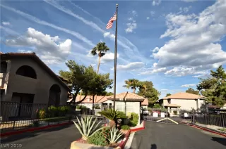 Photo #1: 2091737 Listing