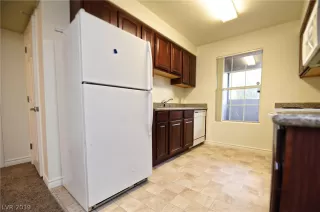 Photo #5: 2091737 Listing