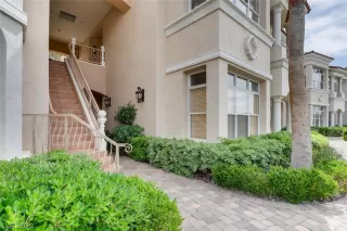 Photo #1: 2091753 Listing