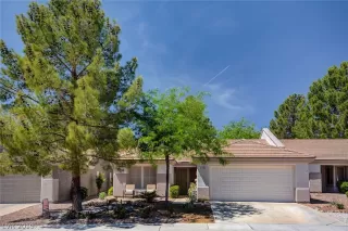 Photo #1: 2091754 Listing 