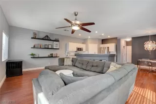 Photo #3: 2091764 Listing 