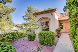 Photo #3: 2091790 Listing 