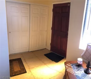 Photo #2: 2091819 Listing