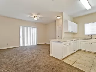 Photo #5: 2091865 Listing