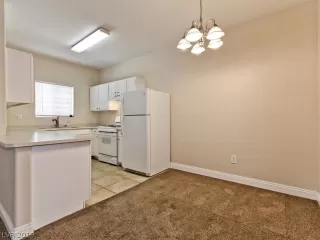 Photo #6: 2091865 Listing