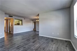 Photo #1: 2091885 Listing 