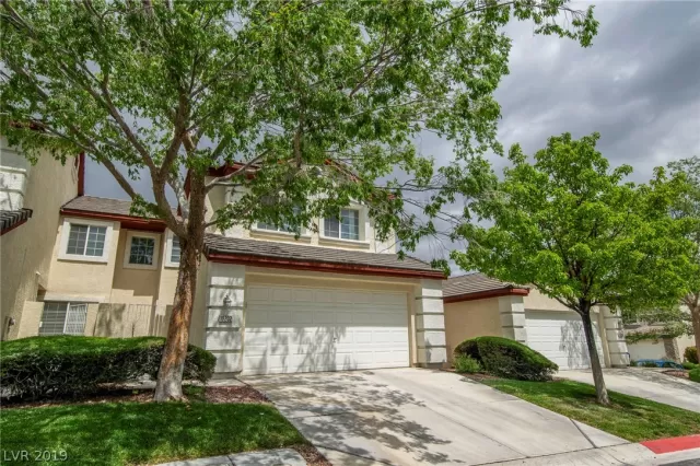 MLS: 2091890 Condo For Sale