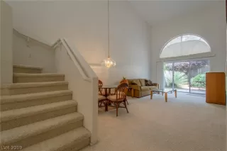 Photo #2: 2091890 Listing